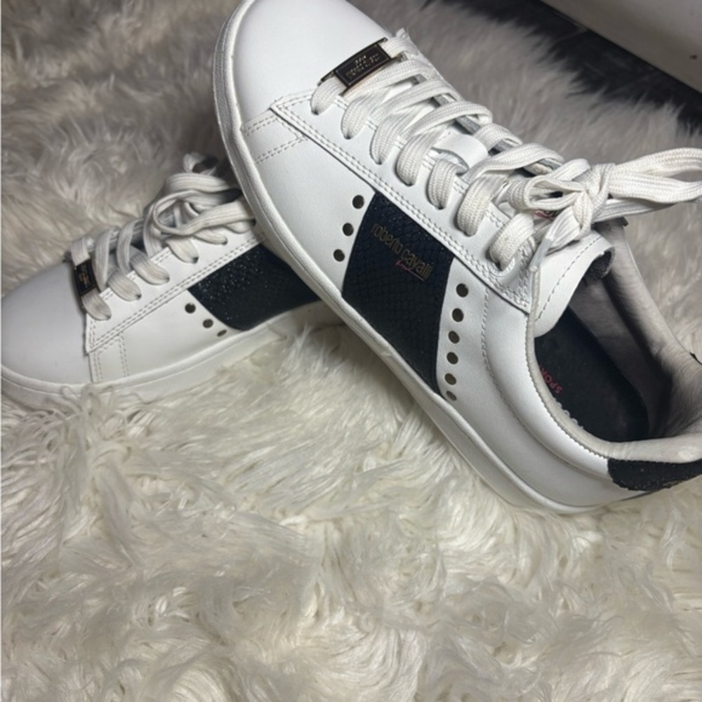 White Sneakers with‎ Black and Gold Accents Roberto Cavalli sport - Picture 12 of 12
